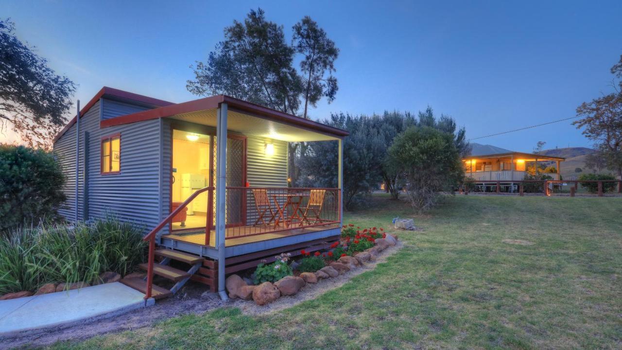 Killarney View Cabins And Caravan Park ภายนอก รูปภาพ
